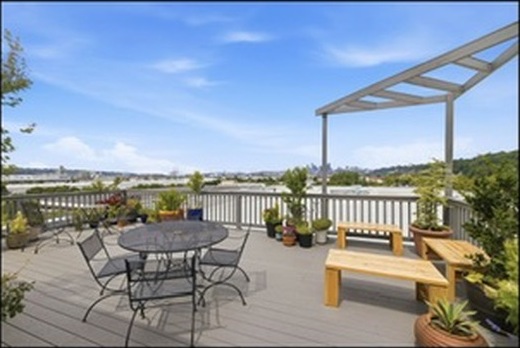 Rooftop deck with pergola