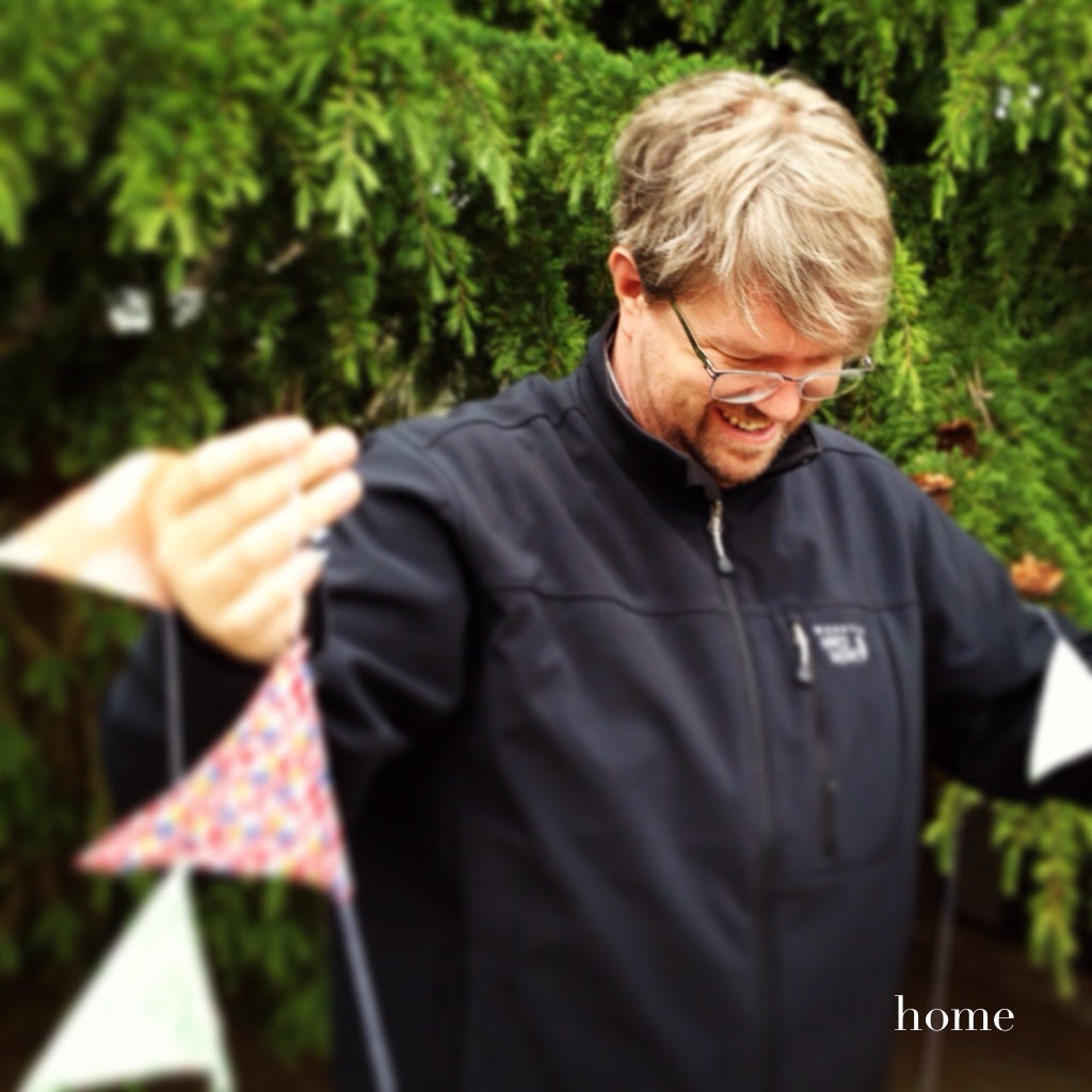 Bunting with Keith