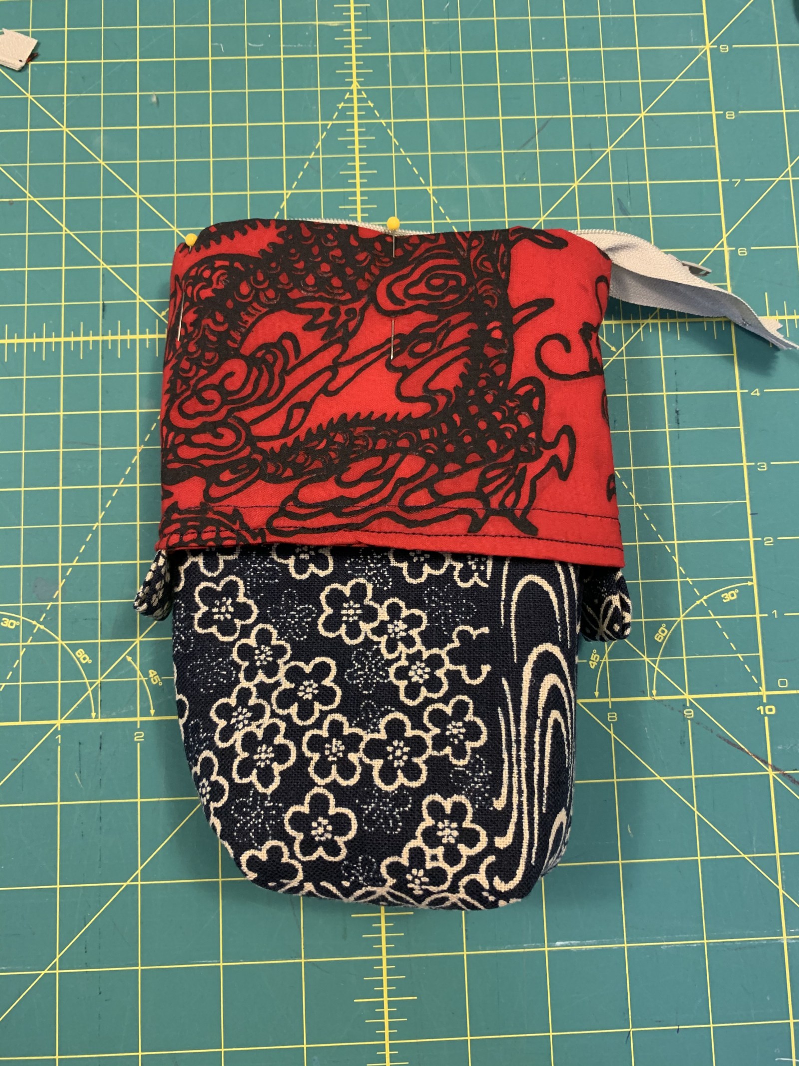 Pop-up pencil case, gift for DD